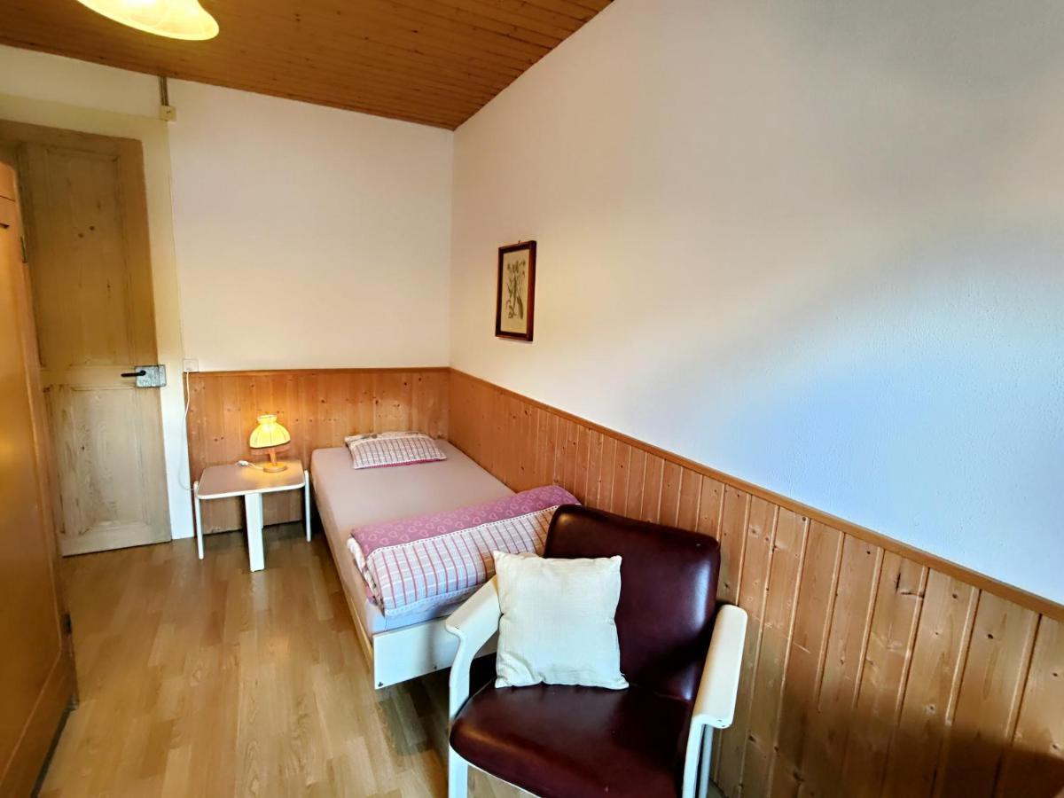 Montbovon Maison D'Hotes De La Gare חדר תמונה